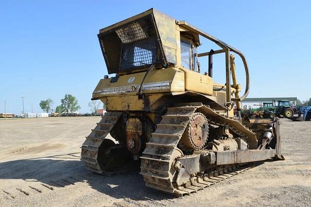 Image of Caterpillar D6H equipment image 2