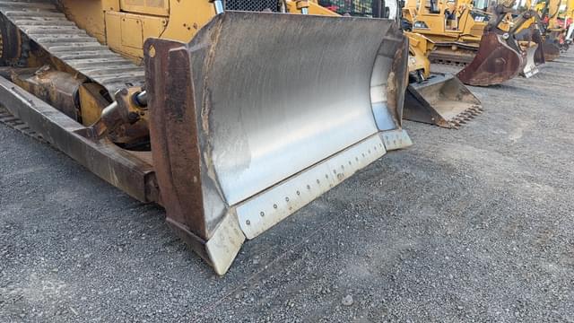 Image of Caterpillar D6H equipment image 3
