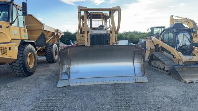Image of Caterpillar D6H equipment image 1