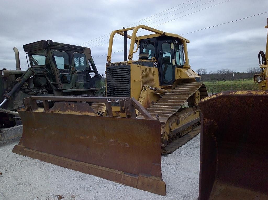 Caterpillar D6M Construction Dozers For Sale | Tractor Zoom