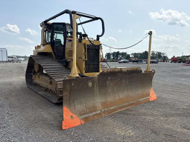 Image of Caterpillar D6N LGP equipment image 4
