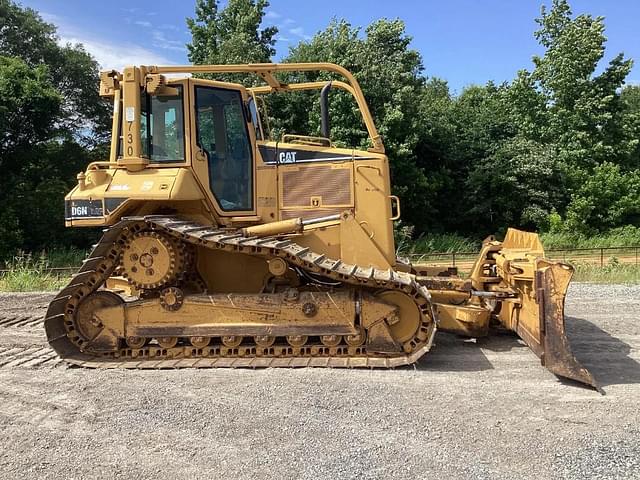Image of Caterpillar D6N LGP equipment image 3