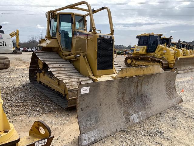 Image of Caterpillar D6N LGP equipment image 3