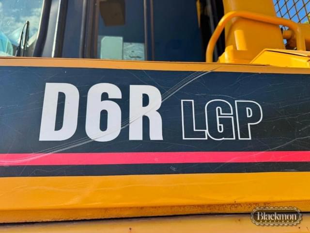 Image of Caterpillar D6R LGP equipment image 4