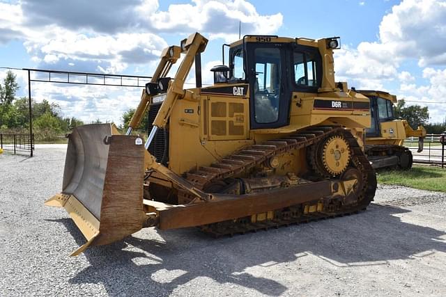 Image of Caterpillar D6R XL equipment image 1