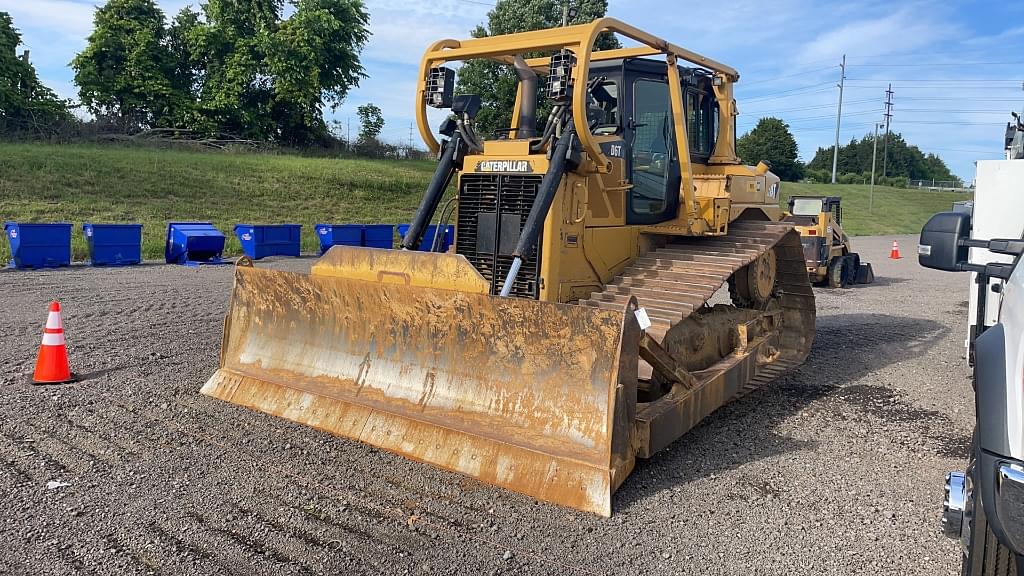 Image of Caterpillar D6T LGP Primary image