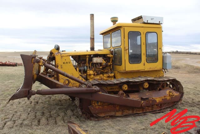 Image of Caterpillar D7 equipment image 1