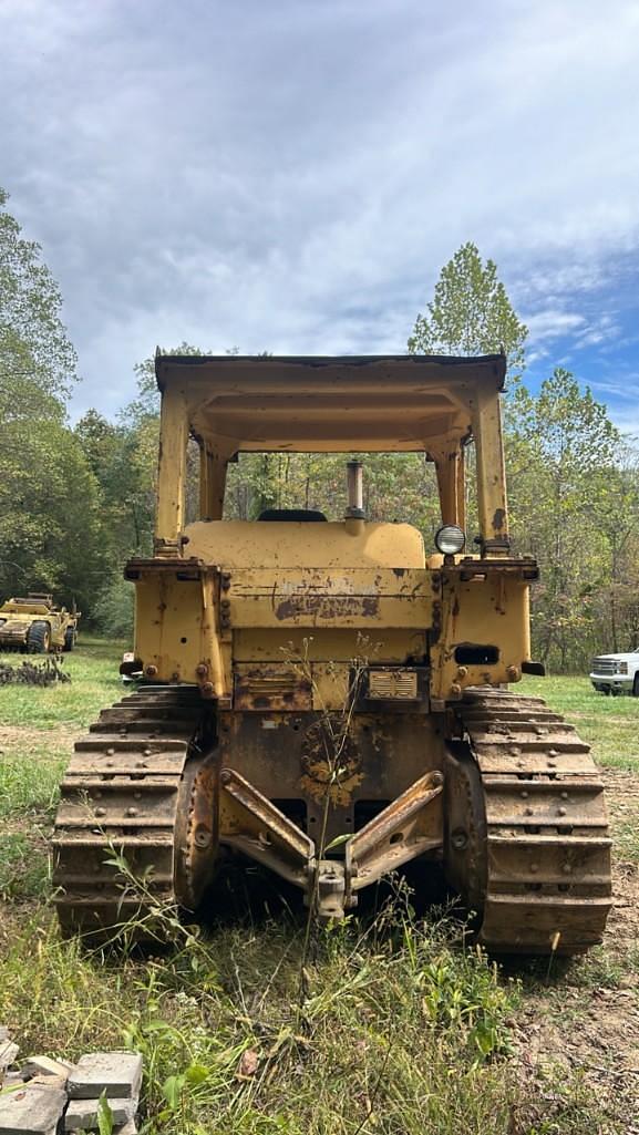 Image of Caterpillar D7F equipment image 4