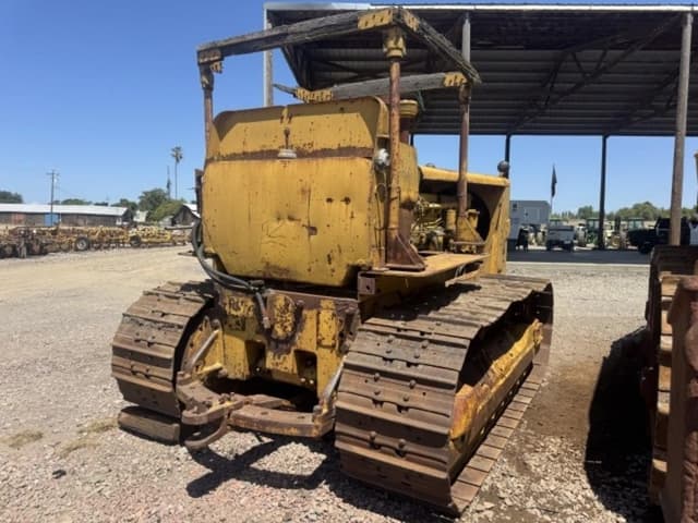 Image of Caterpillar D8 equipment image 2