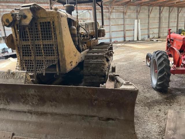 Image of Caterpillar D8 equipment image 1