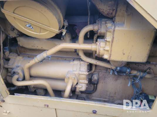 Image of Caterpillar D8H equipment image 4