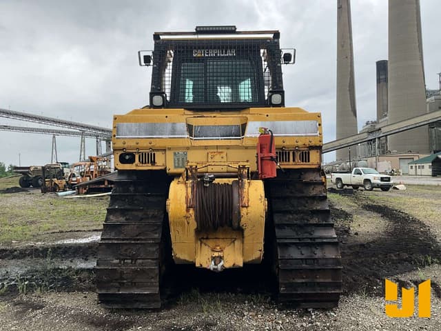Image of Caterpillar D8R equipment image 3