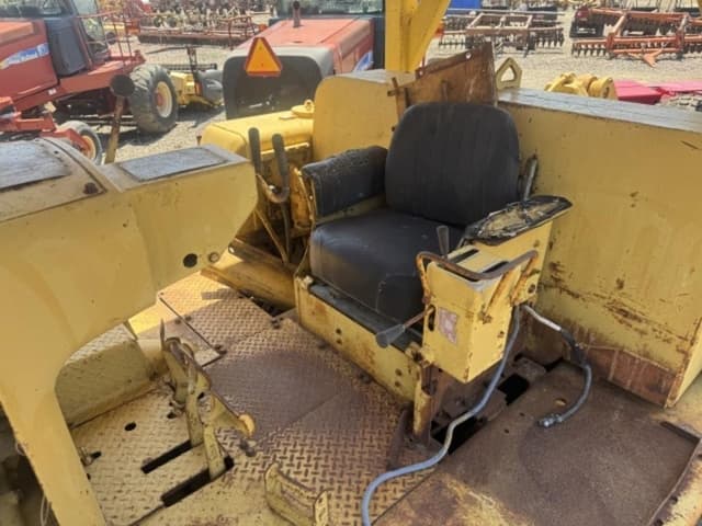 Image of Caterpillar D9G equipment image 4