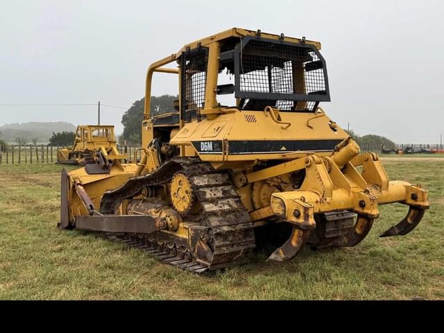 Image of Caterpillar D6M XL equipment image 3