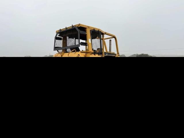 Image of Caterpillar D6M XL equipment image 1