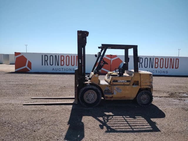 Image of Caterpillar DP40K equipment image 1
