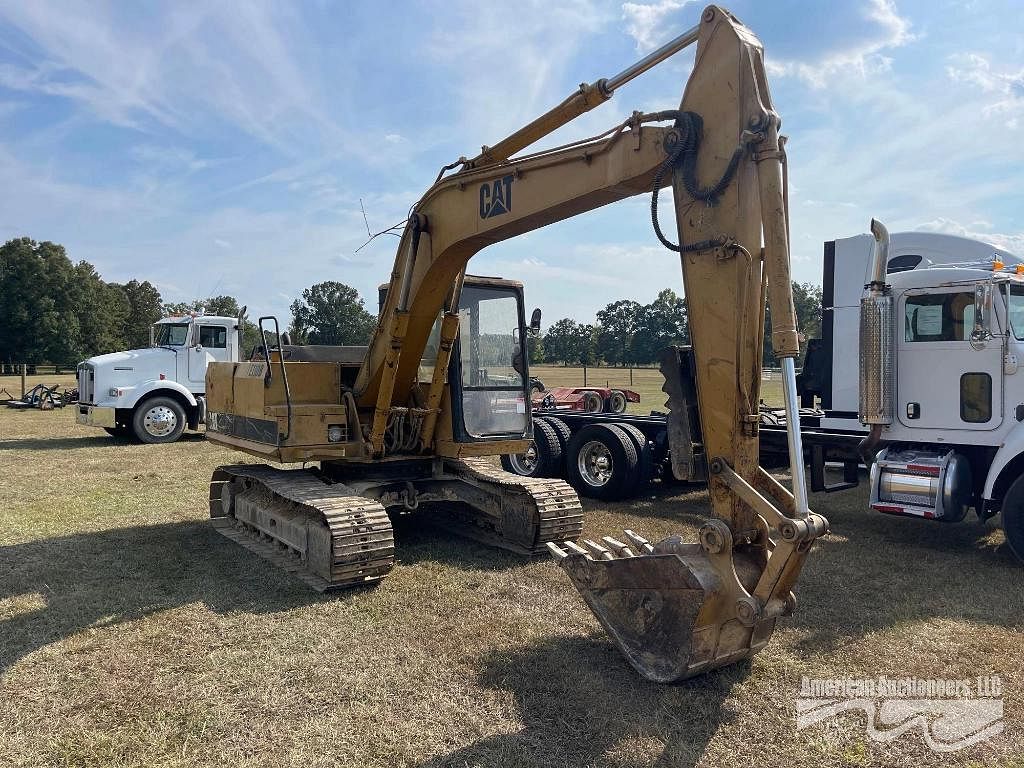 Caterpillar E110B Construction Excavators For Sale | Tractor Zoom