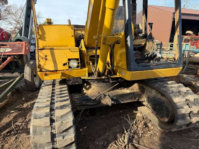 Image of Caterpillar E70B equipment image 2