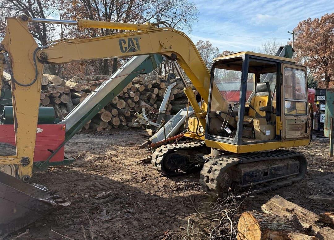 Image of Caterpillar E70B Primary image