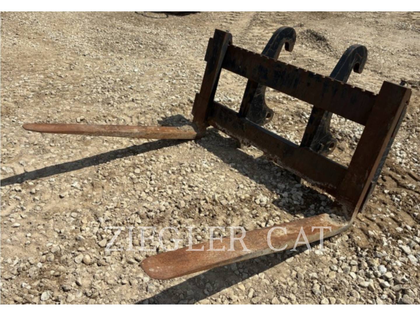 Caterpillar Undetermined Equipment Image0