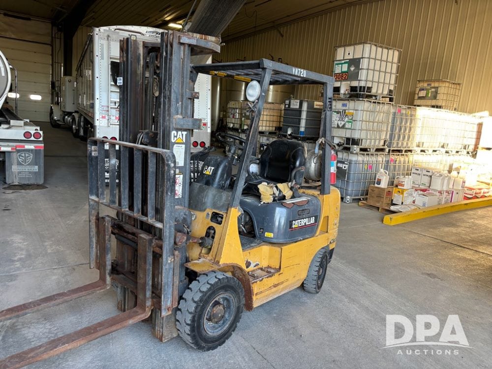 Caterpillar GP18 Equipment Image0