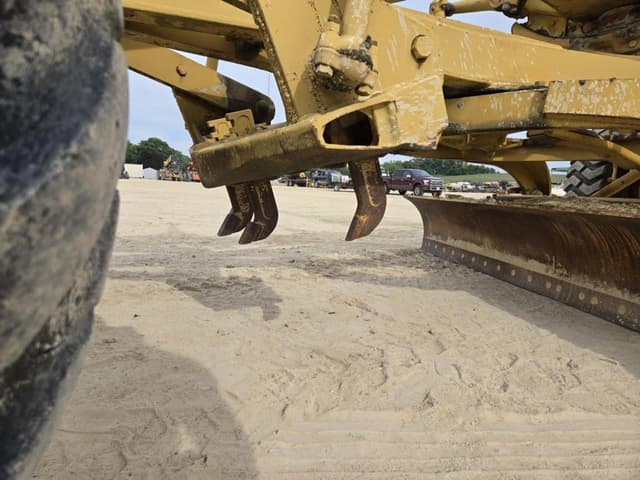 Image of Caterpillar 12G equipment image 4