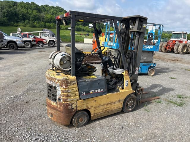 Image of Caterpillar GC15 equipment image 4
