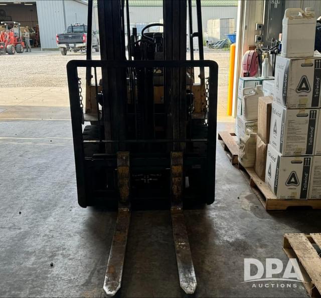 Image of Caterpillar GP25 equipment image 4