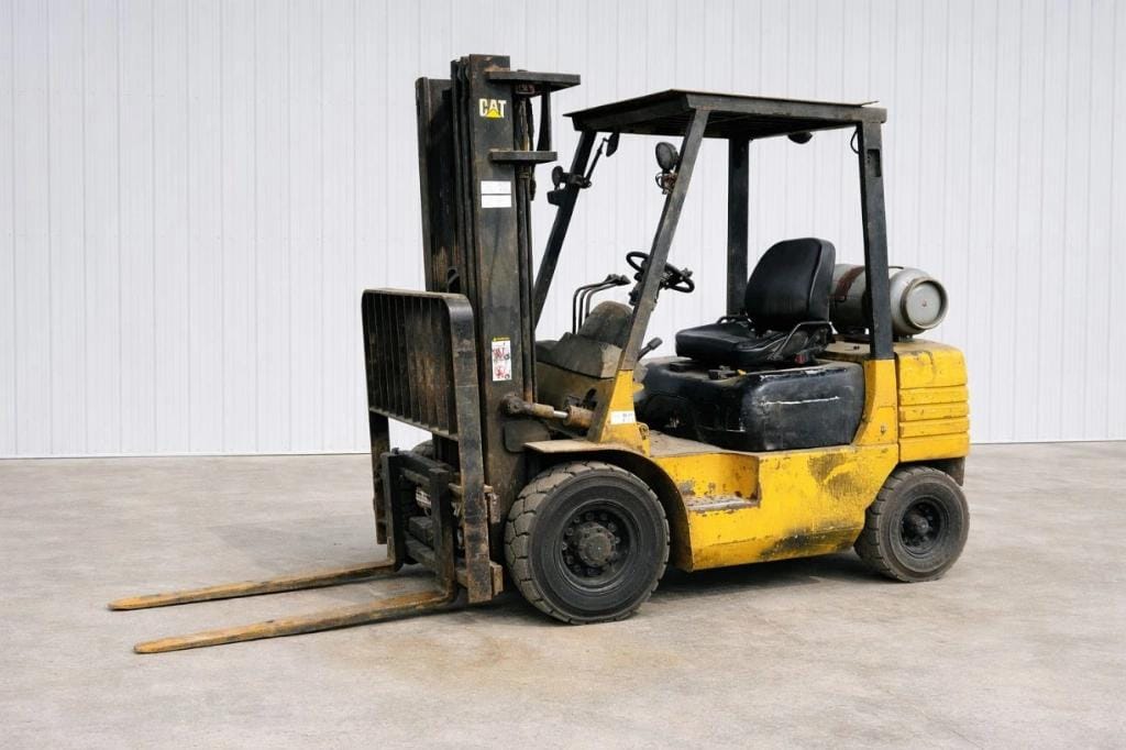 Caterpillar GP25 Equipment Image0