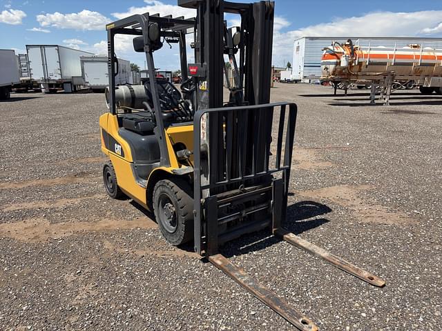 Image of Caterpillar GP25N equipment image 3