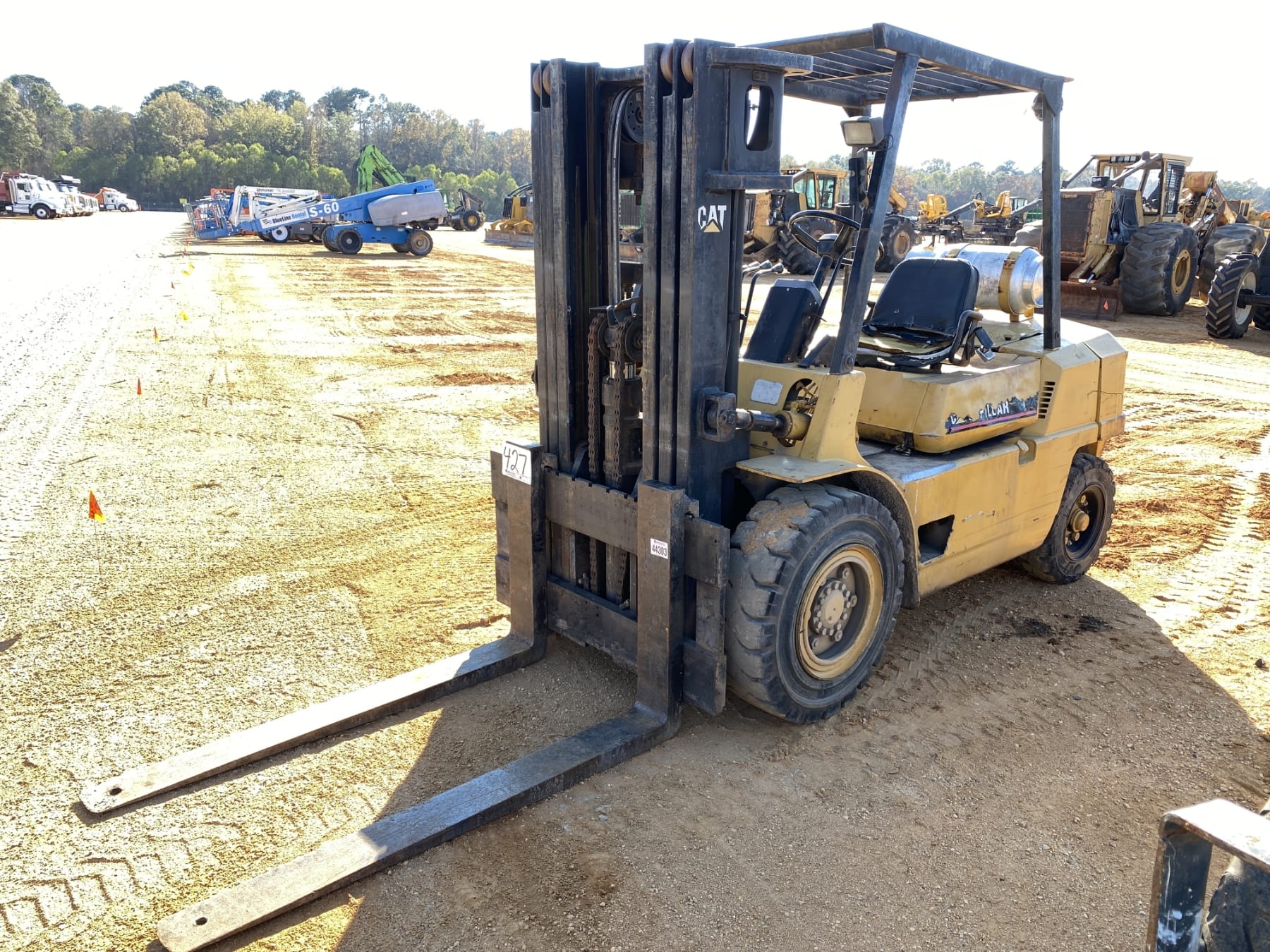 Caterpillar GPL40  Equipment Image0