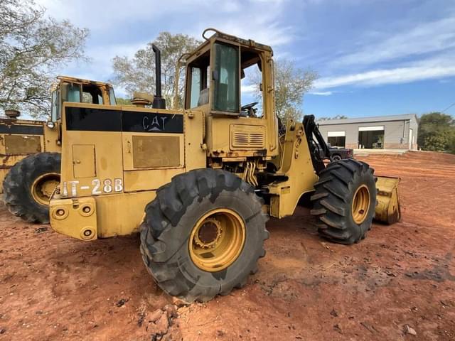Image of Caterpillar IT28B equipment image 3