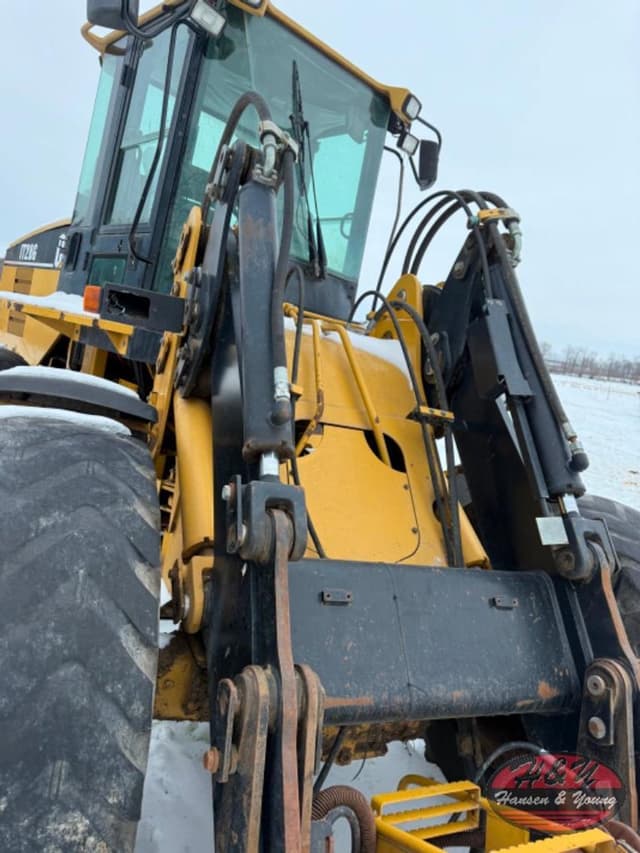 Image of Caterpillar IT28G equipment image 4