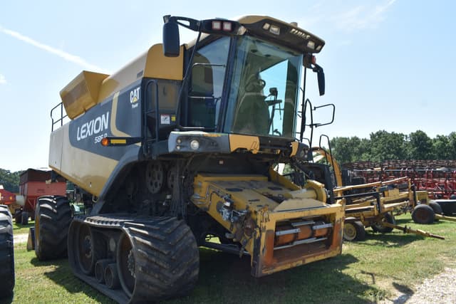 Image of Caterpillar Lexion 585R equipment image 4