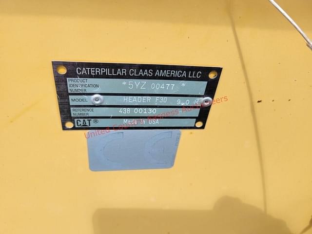 Image of Caterpillar F30 equipment image 4