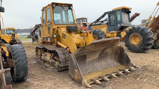 Image of Caterpillar 953B equipment image 4