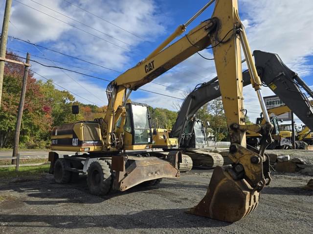 Image of Caterpillar M318 equipment image 1