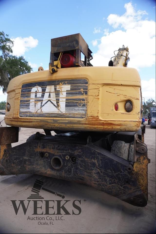 Image of Caterpillar M322D equipment image 3