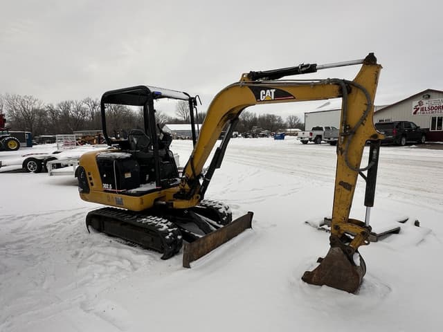 Image of Caterpillar 302.5 equipment image 3