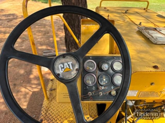 Image of Caterpillar PS130 equipment image 4