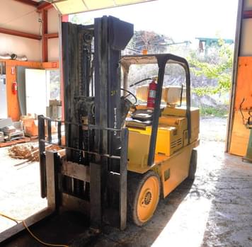 Main image Caterpillar T125D