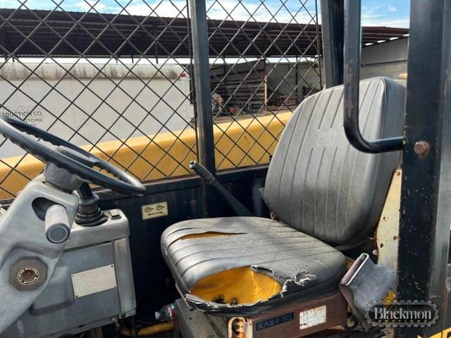Image of Caterpillar TH83 equipment image 1
