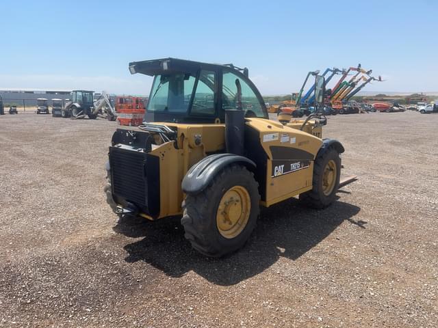 Image of Caterpillar TH215 equipment image 2