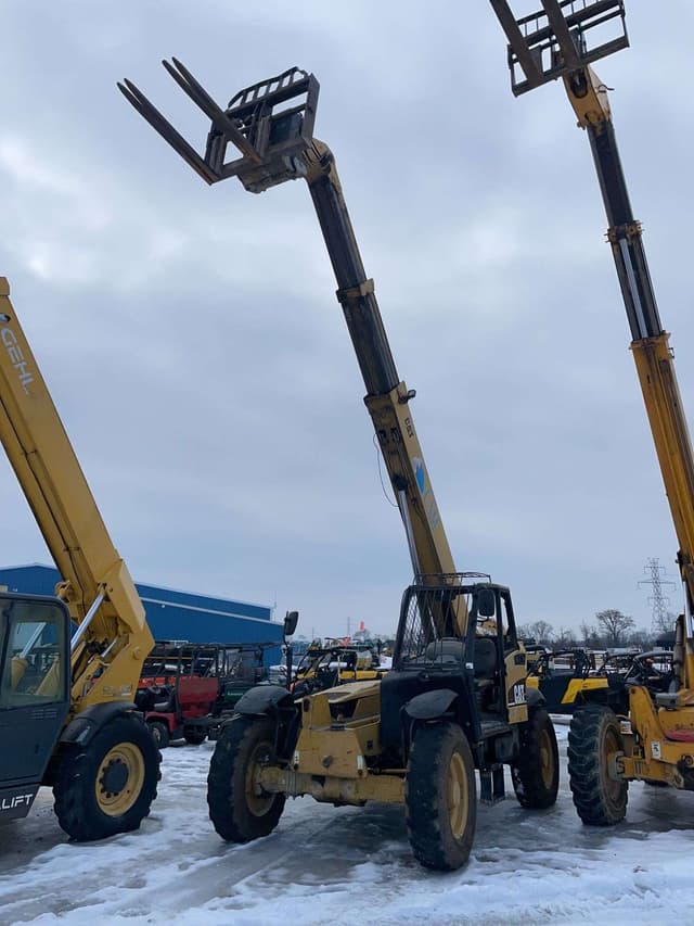 Image of Caterpillar TH350B equipment image 1