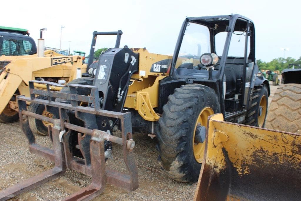 Image of Caterpillar TH406C Primary image