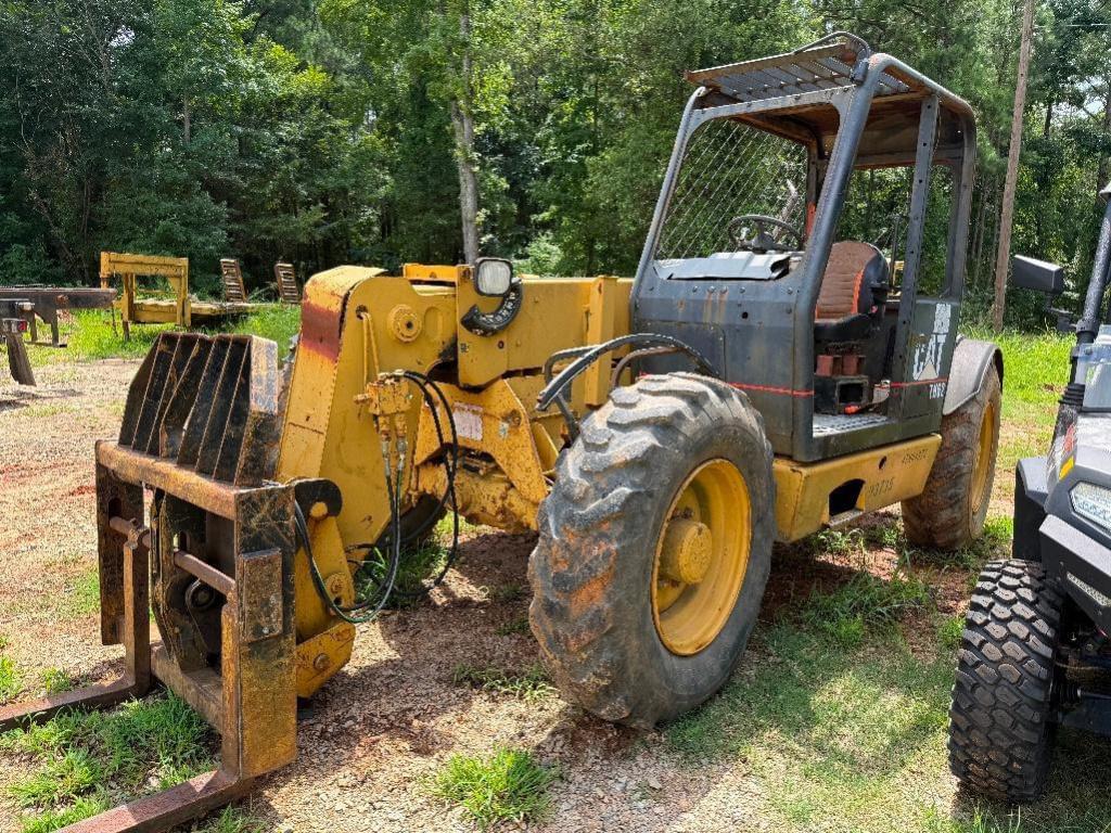 Image of Caterpillar TH62 Primary image