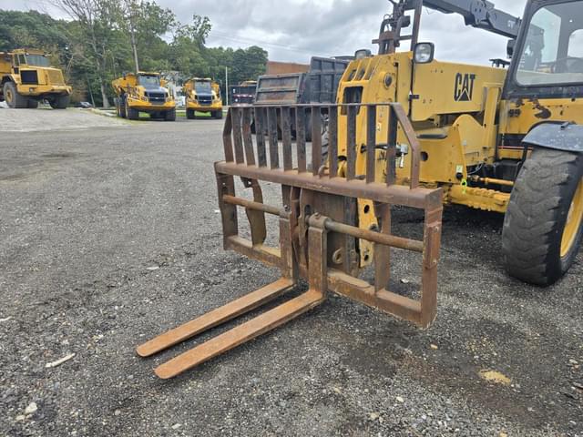 Image of Caterpillar TH63 equipment image 1