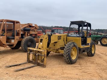 Main image Caterpillar TH63