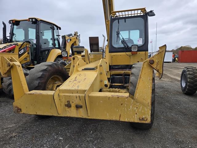 Image of Caterpillar TH83 equipment image 2