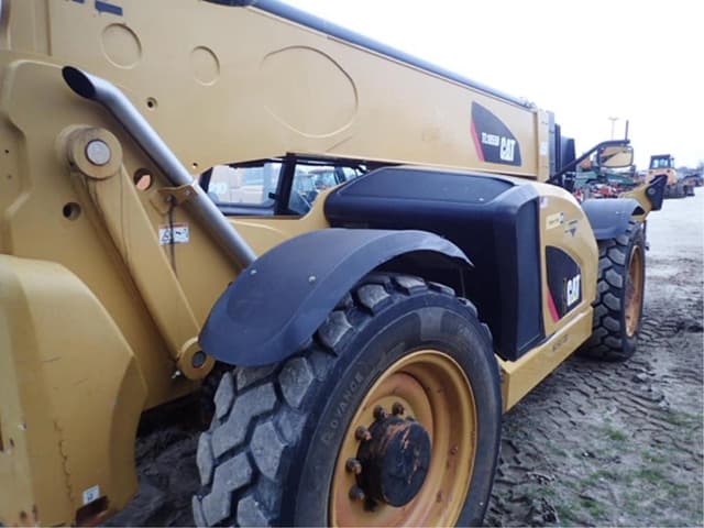 Image of Caterpillar TL1055D equipment image 3
